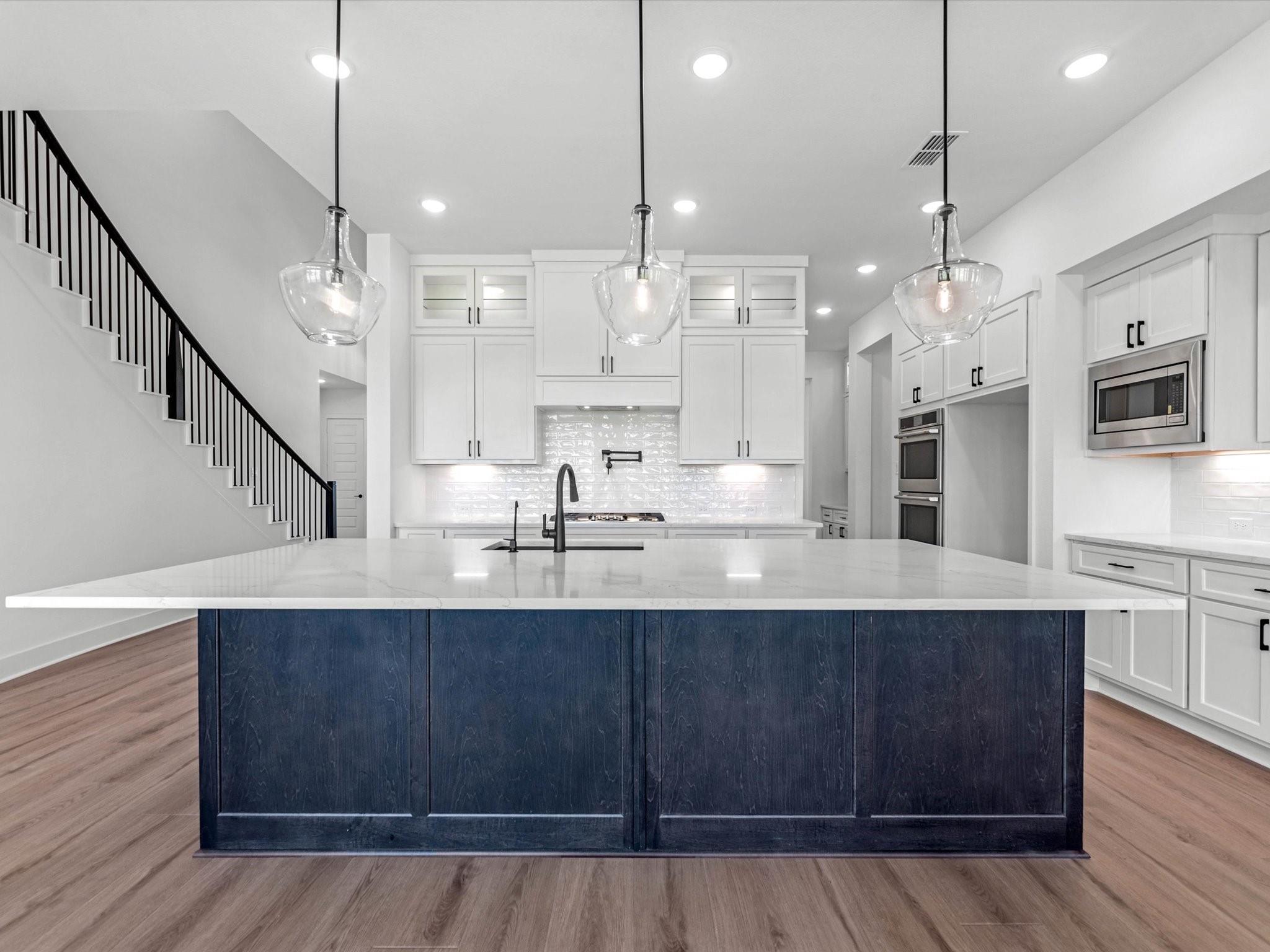 14 Woodland Creek Court