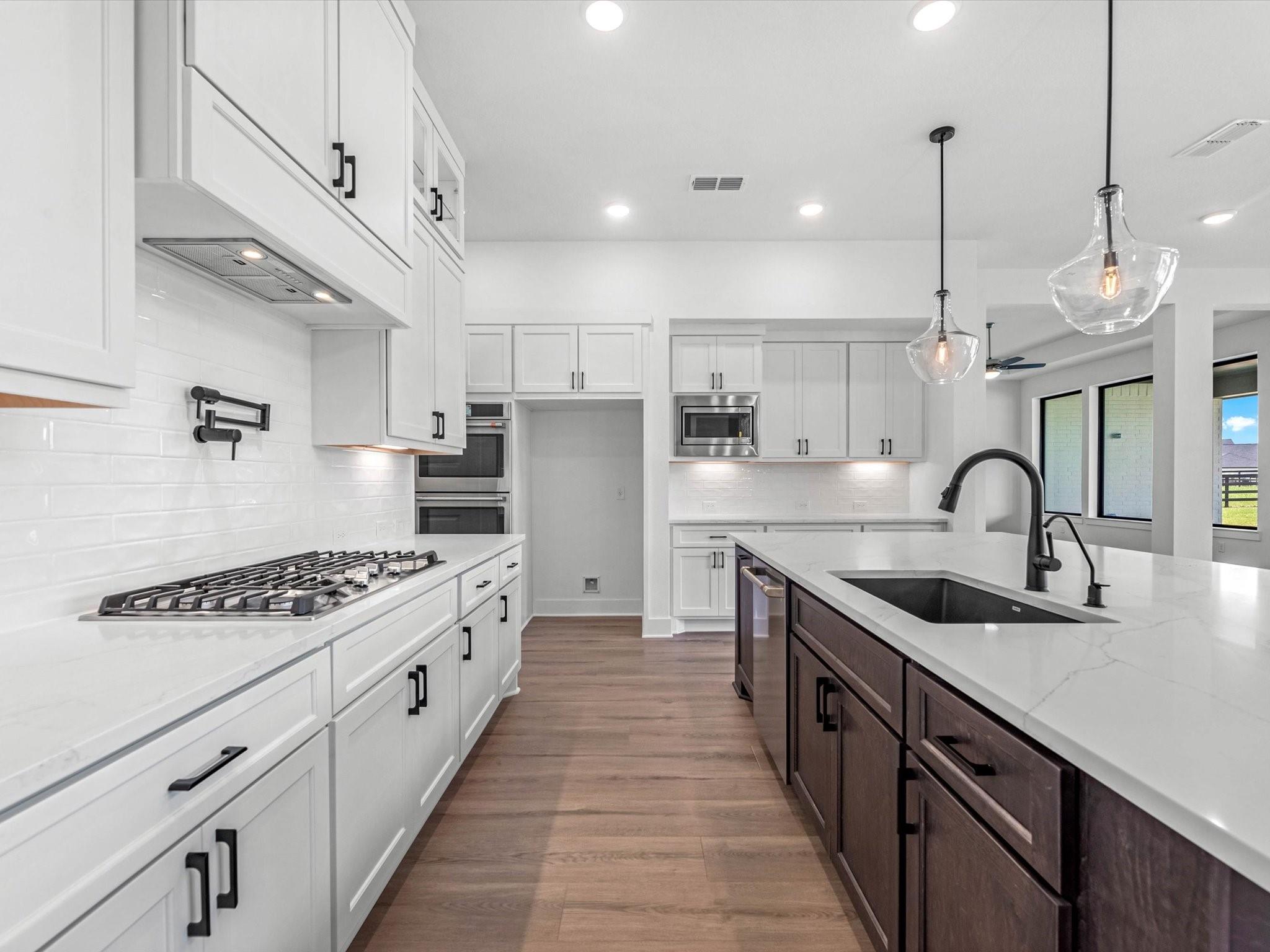 14 Woodland Creek Court