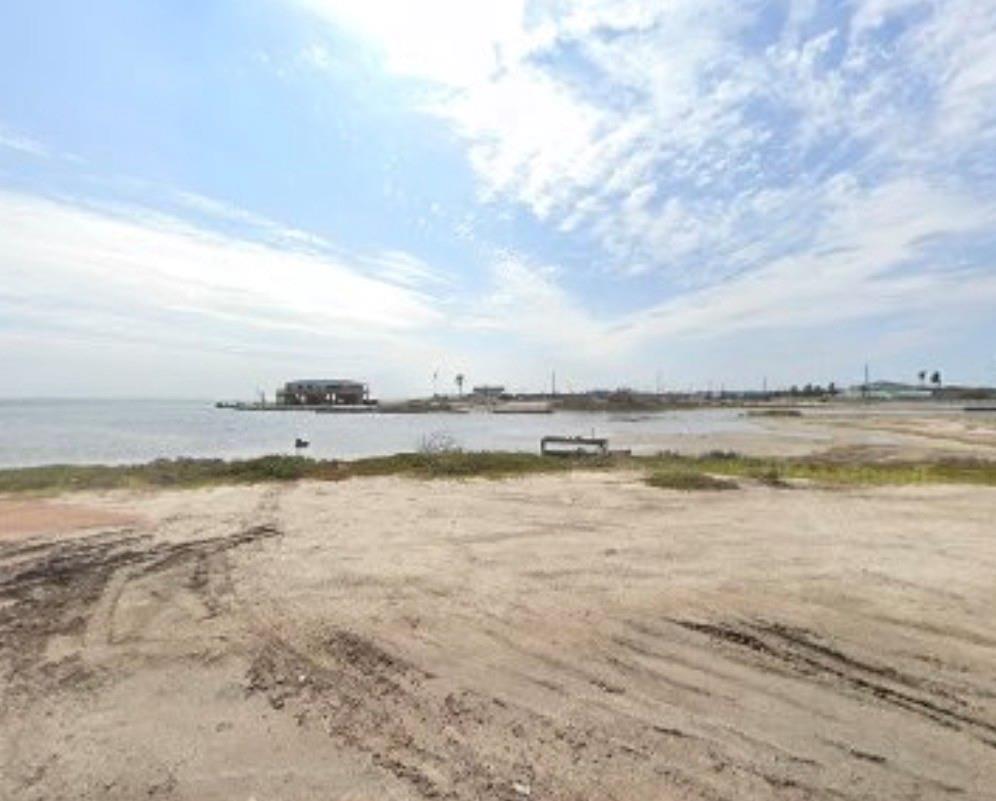 Photo 1 of 1 — 121 Beasley Road, Corpus Christi, TX 78418