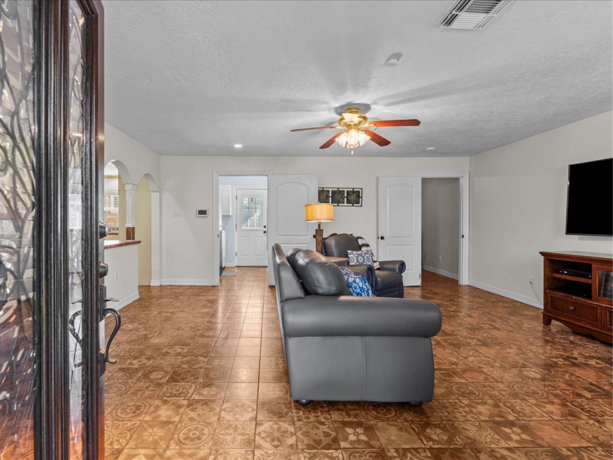 3525 Elm Drive