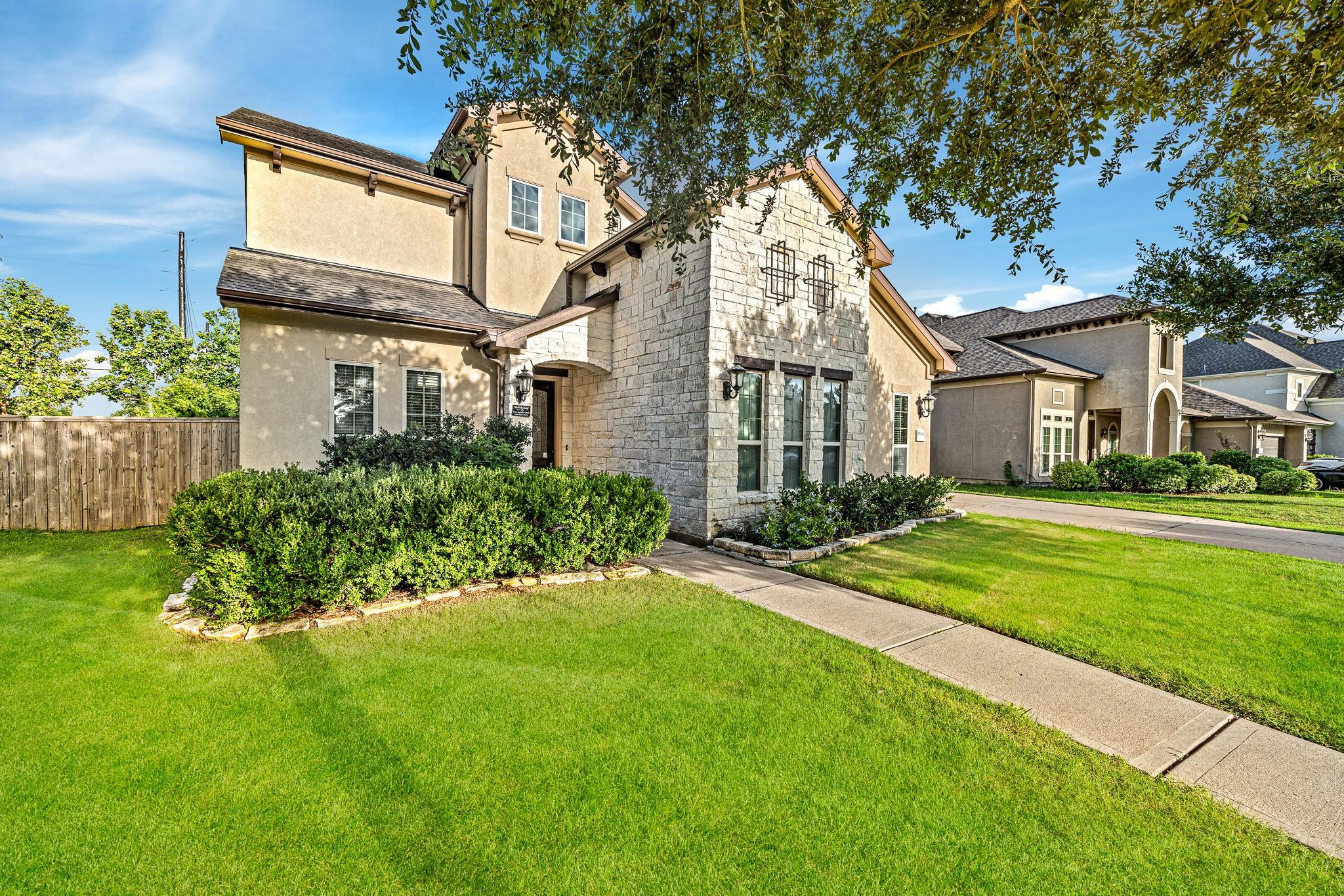 2834 Hollingsworth Pine Lane