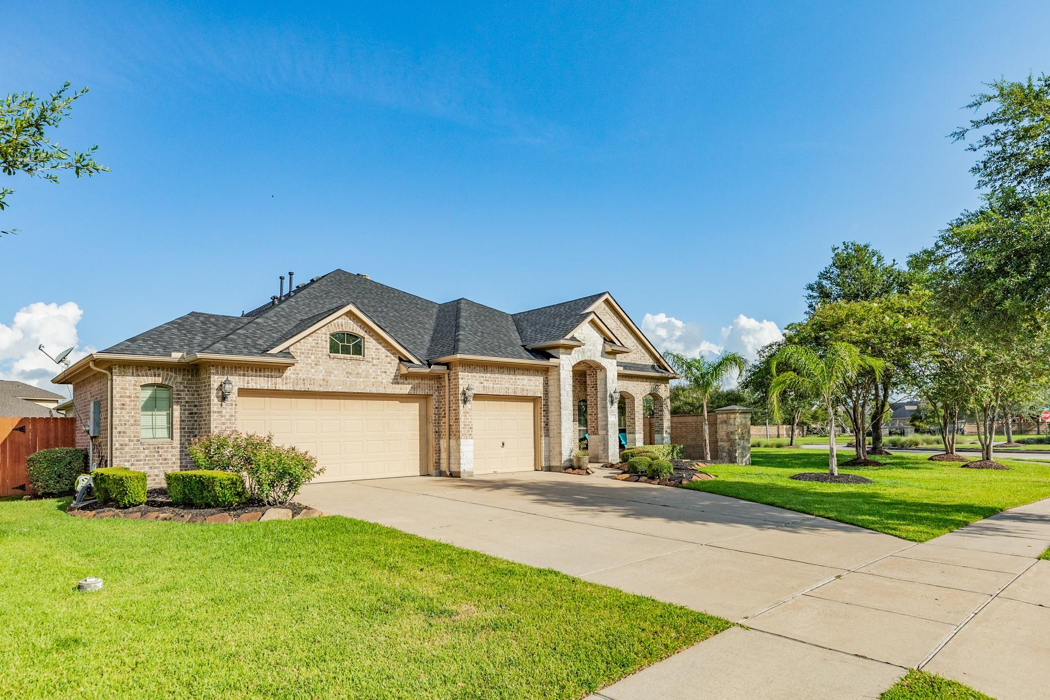 4702 Serrano Drive