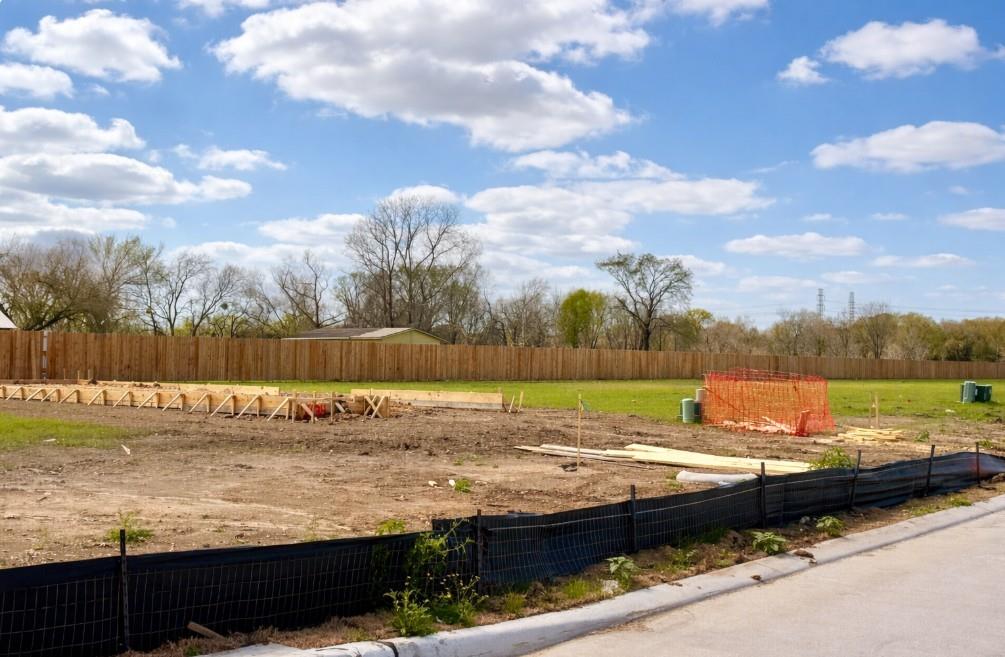 6009 Pineapple Street