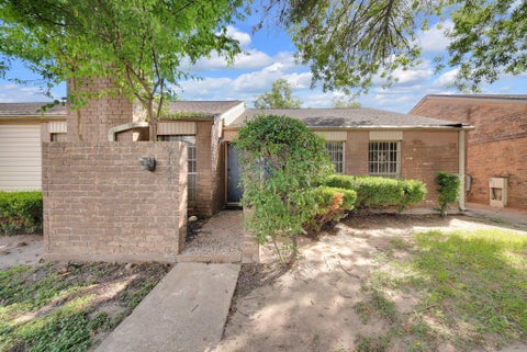 Photo of 9168 Wilcrest Drive #9168, Houston, TX 77099 (MLS # 72088680)
