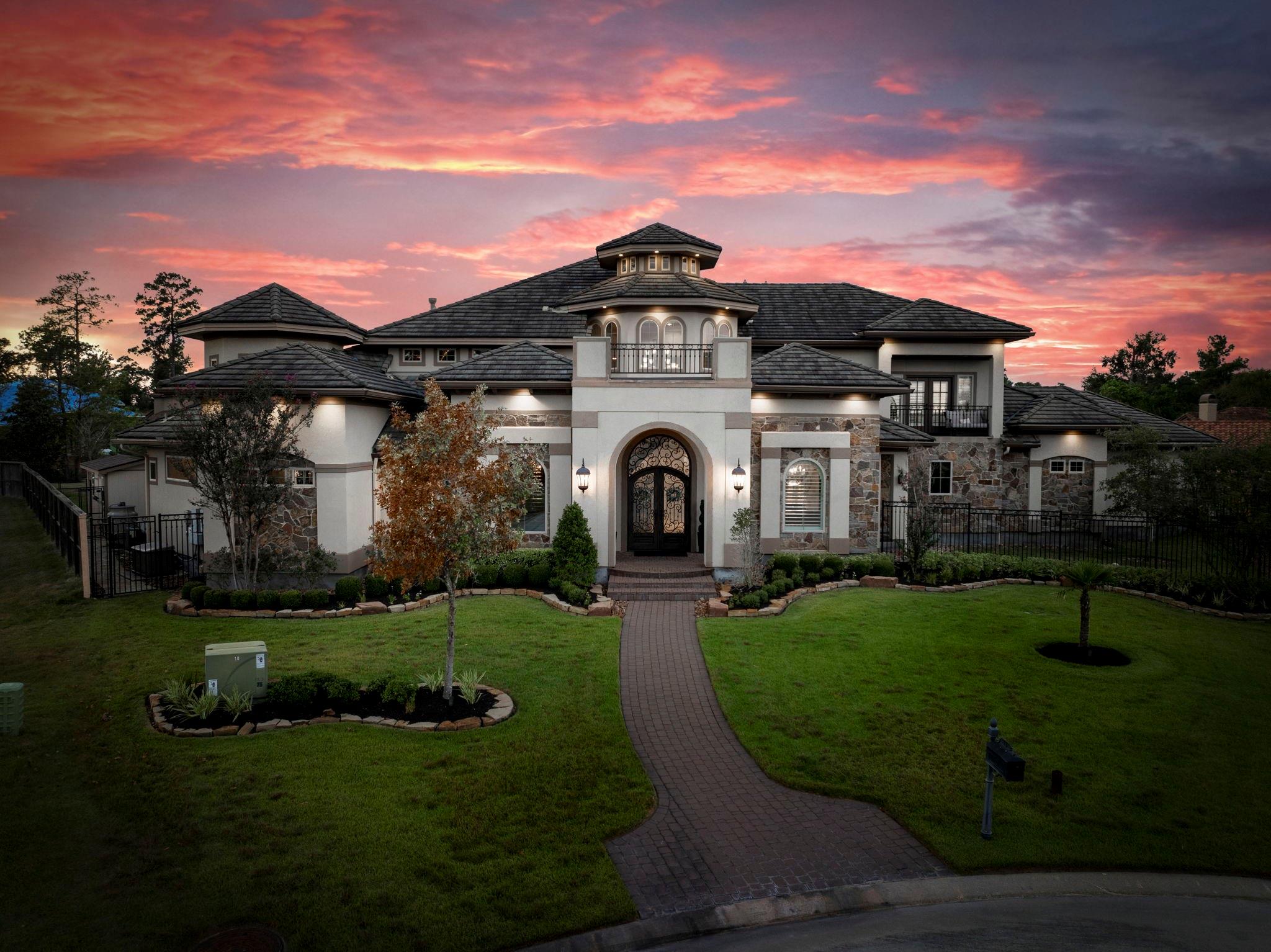 13 Pleasant Shadows Drive