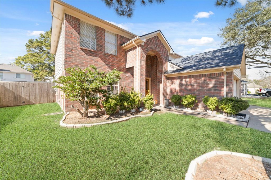 Photo of 11723 Turtle Lake Drive, Houston, TX 77064 (MLS # 53243549)