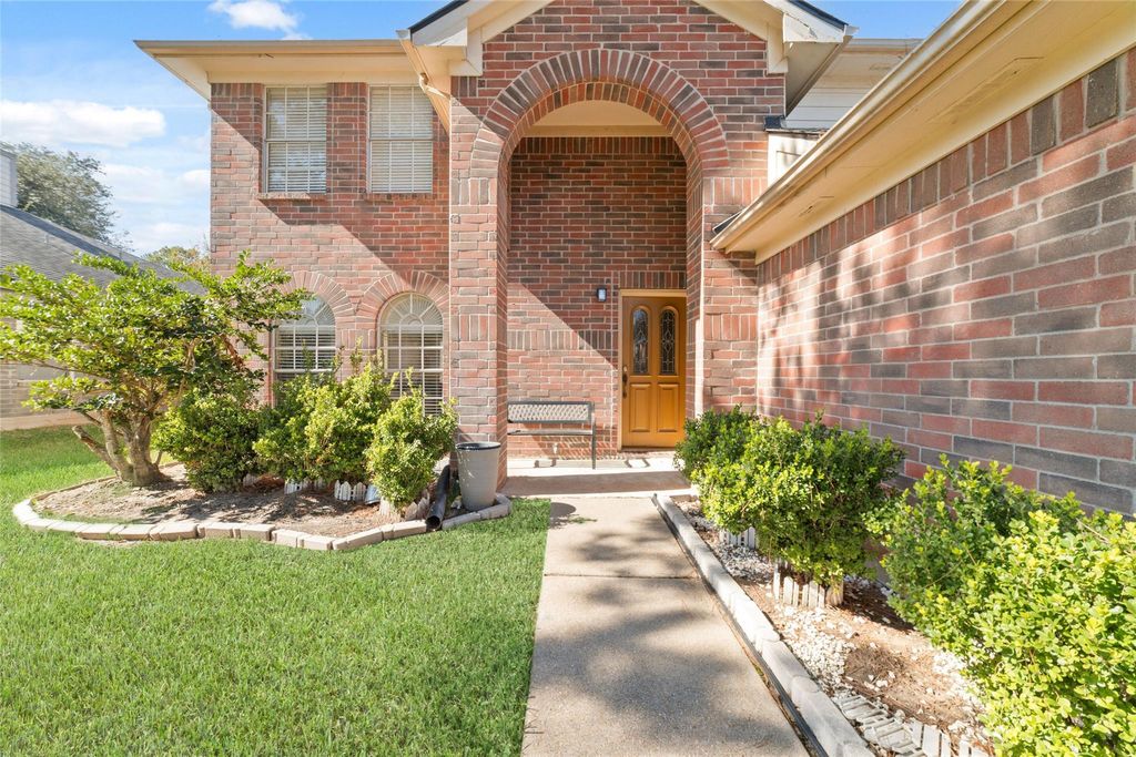 Photo of 11723 Turtle Lake Drive, Houston, TX 77064 (MLS # 53243549)