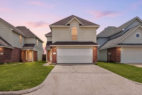 Photo of 11914 E Vita Circle, Houston, TX 77070 (MLS # 17376219)