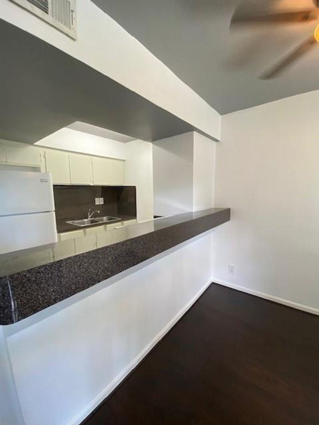 Photo of 4701 Bell Street #4, Houston, TX 77023 (MLS # 71913041)