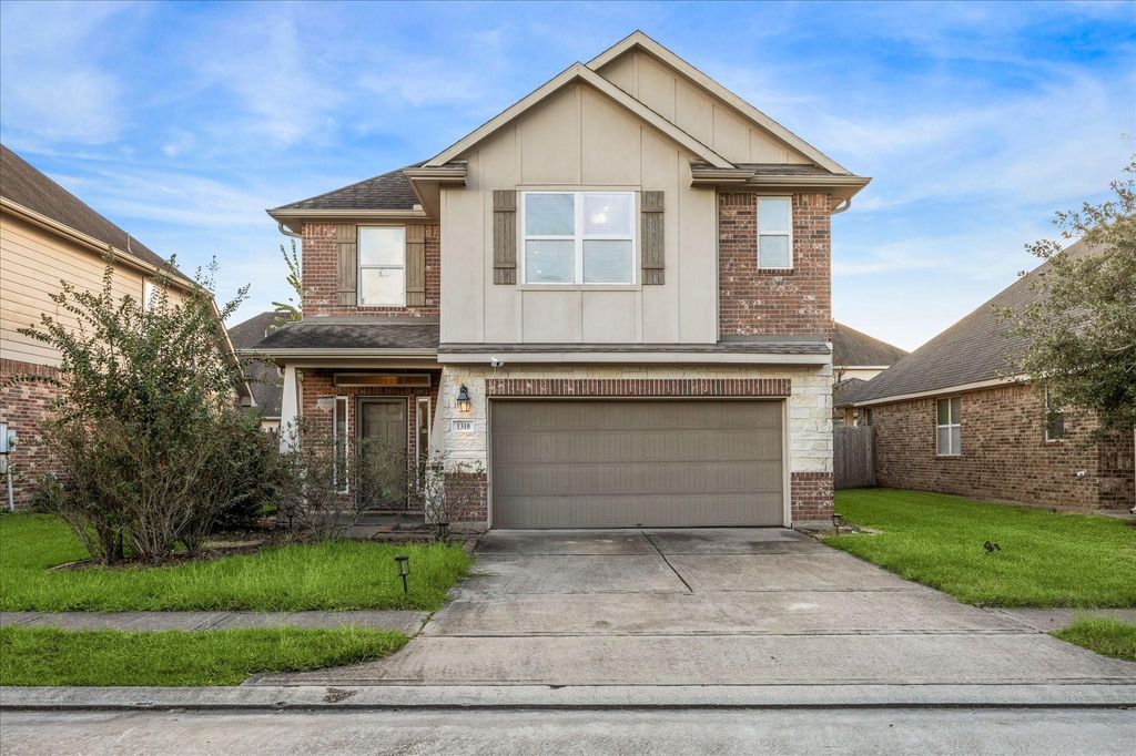 Photo of 1310 Ainsley Way Drive, Pearland, TX 77581 (MLS # 39254893)