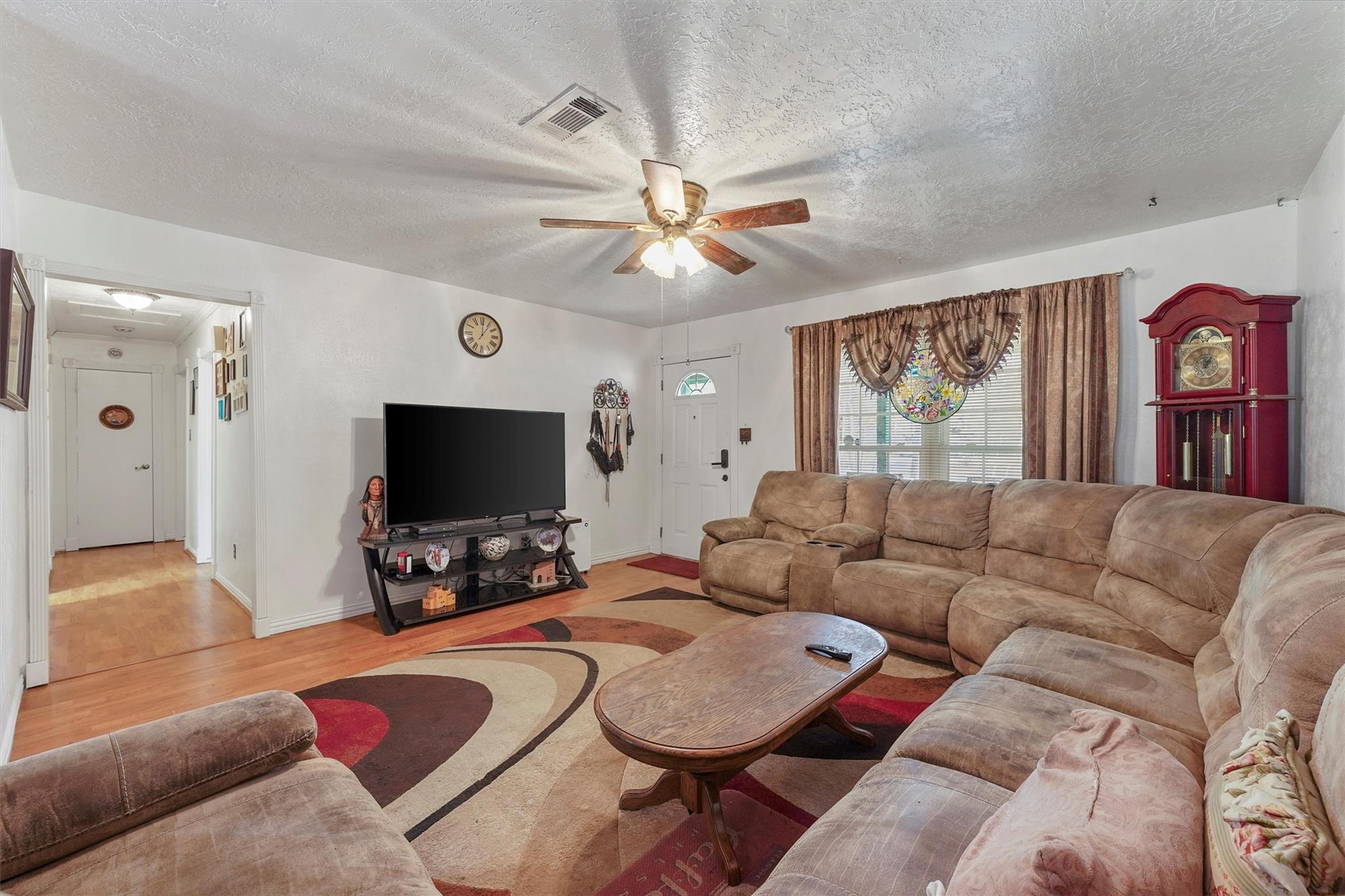 501 Woodridge Drive