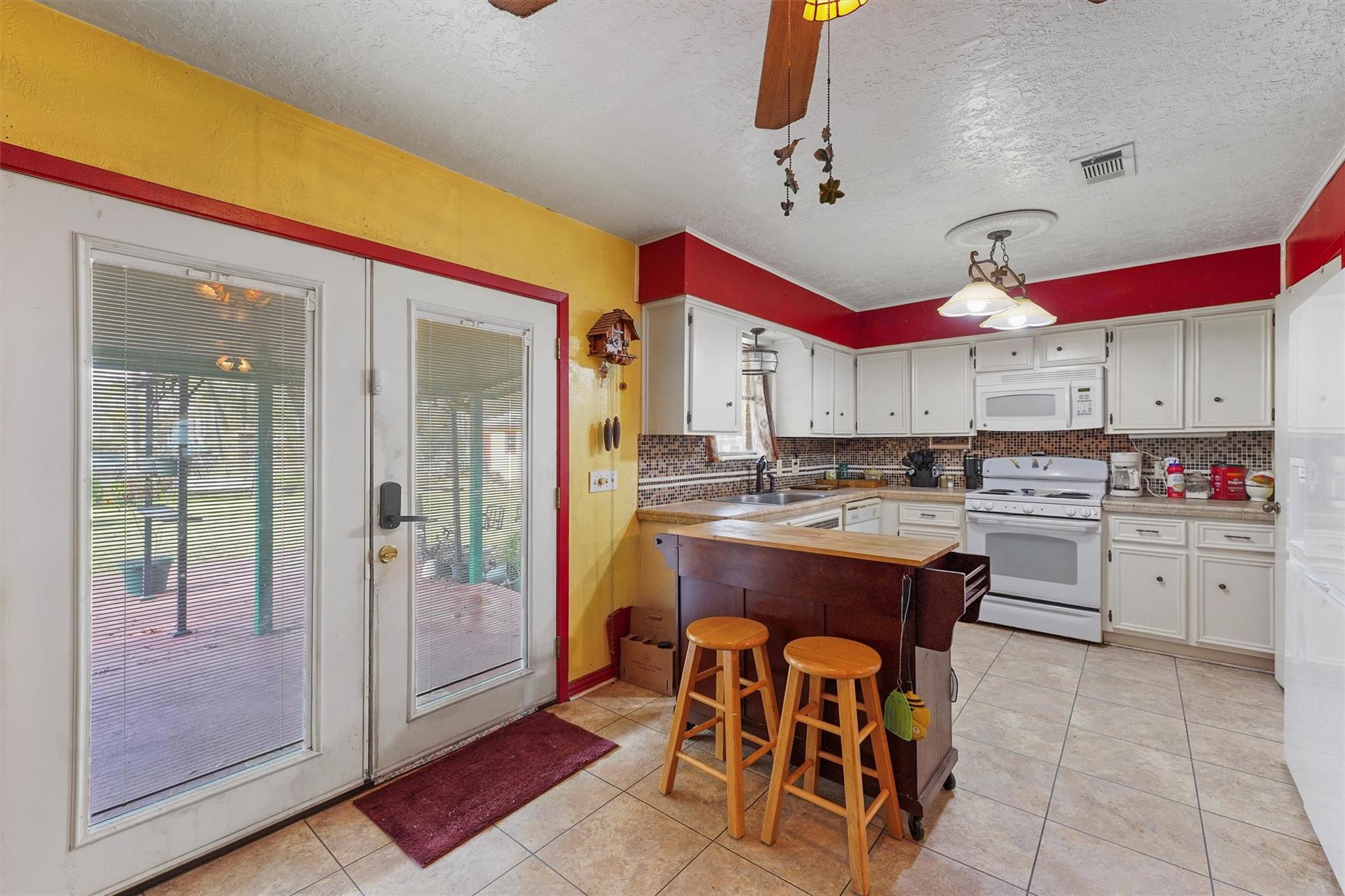 501 Woodridge Drive