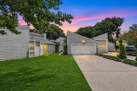 Condo For Sale - 1109 Winding Way Drive<br/> Friendswood, TX 77546