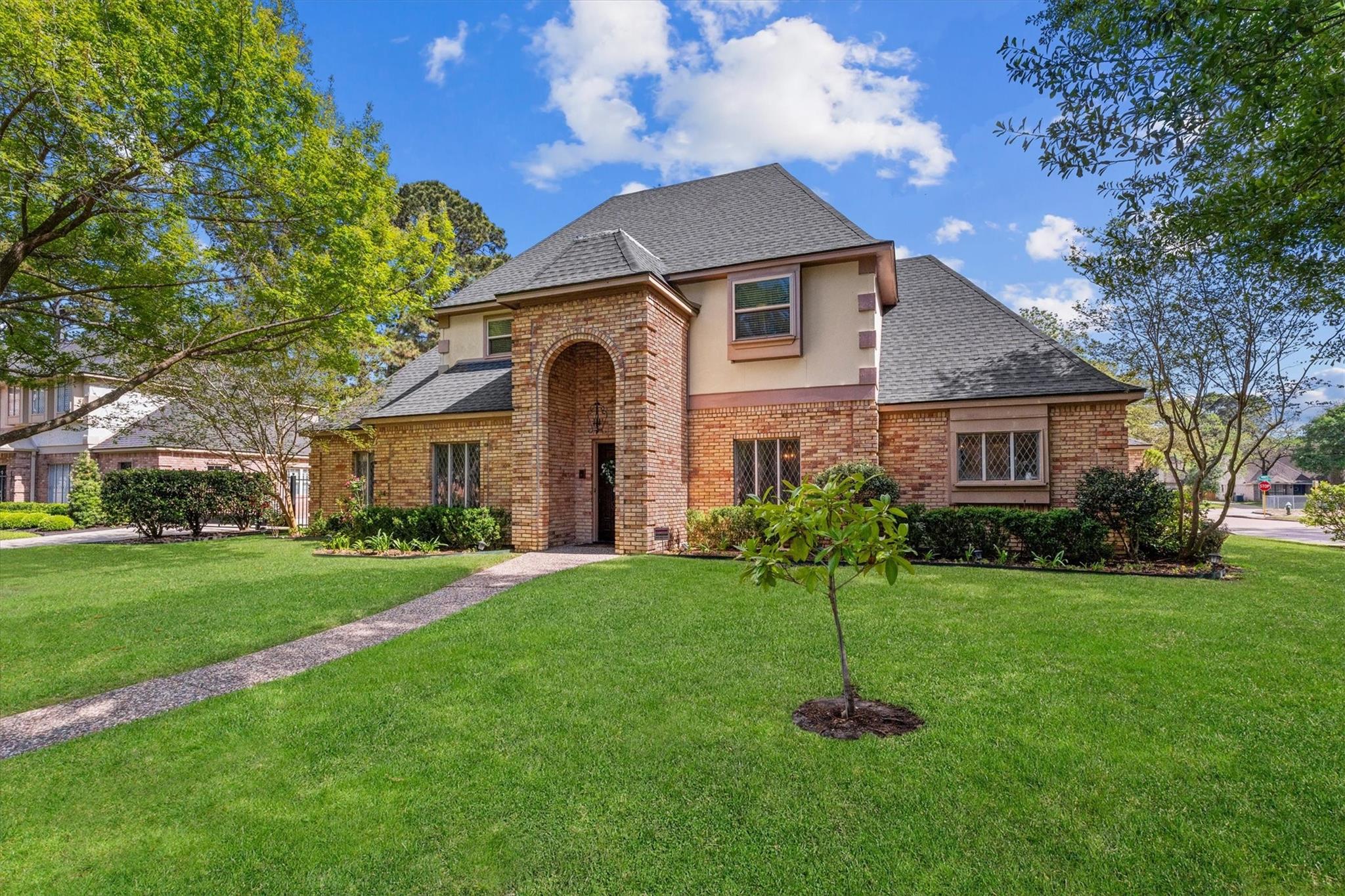 16267 Salmon Lane