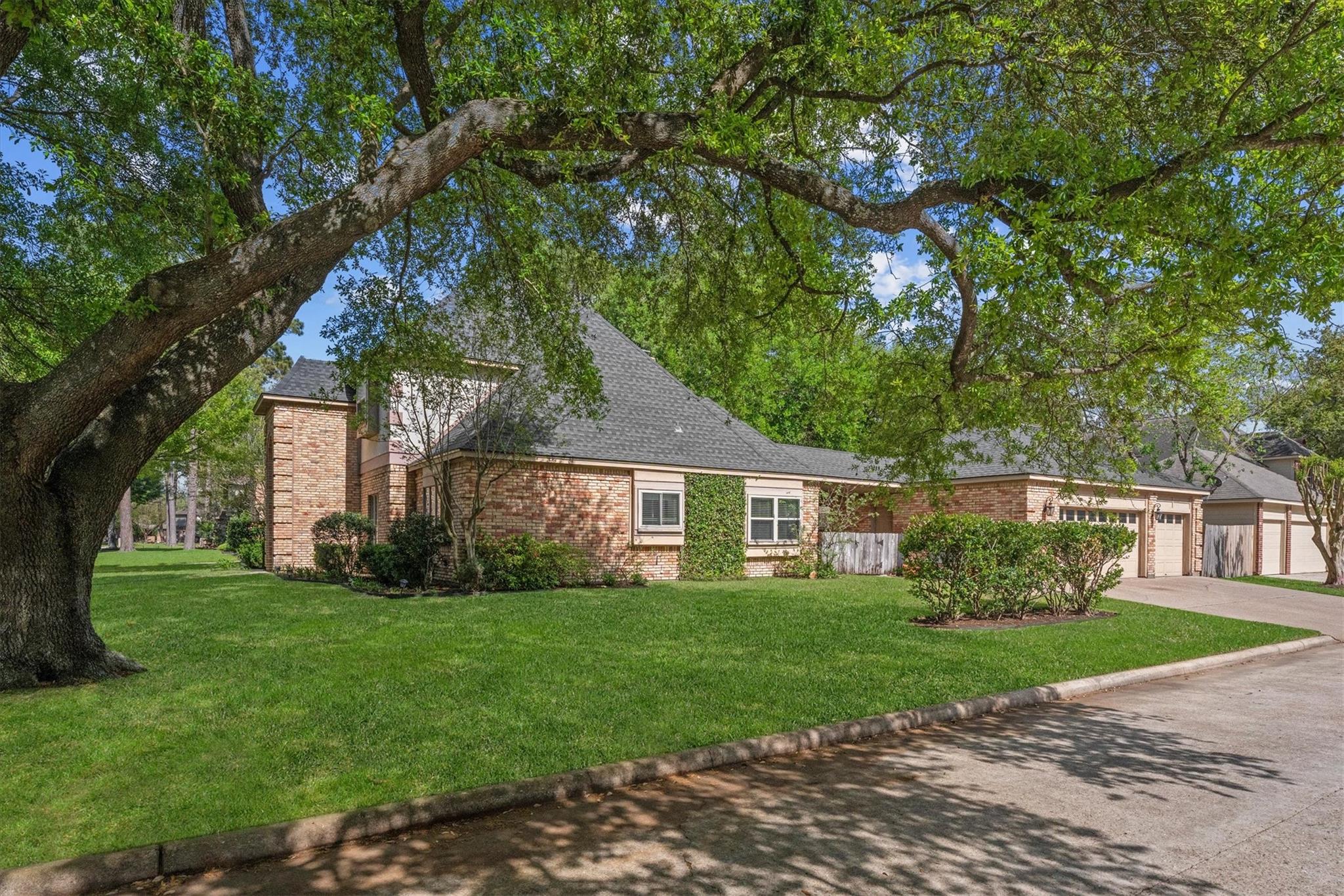 16267 Salmon Lane