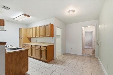 Tiny photo for 5622 W 43rd Street, Houston, TX 77092 (MLS # 53645350)