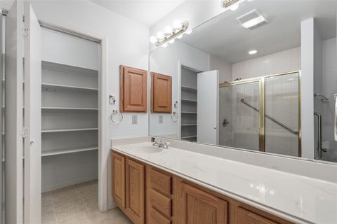 Tiny photo for 5622 W 43rd Street, Houston, TX 77092 (MLS # 53645350)