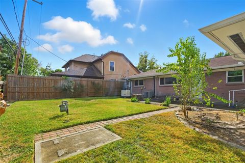Tiny photo for 5622 W 43rd Street, Houston, TX 77092 (MLS # 53645350)