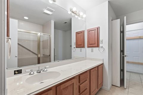 Tiny photo for 5622 W 43rd Street, Houston, TX 77092 (MLS # 53645350)