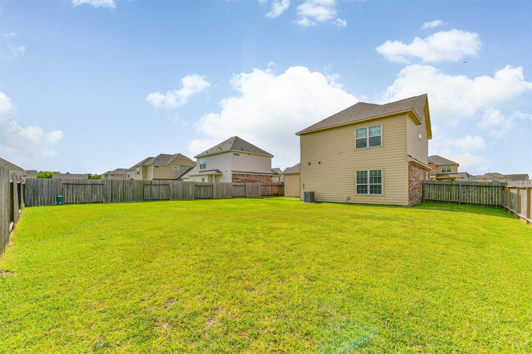 3216 Walden Breeze Court