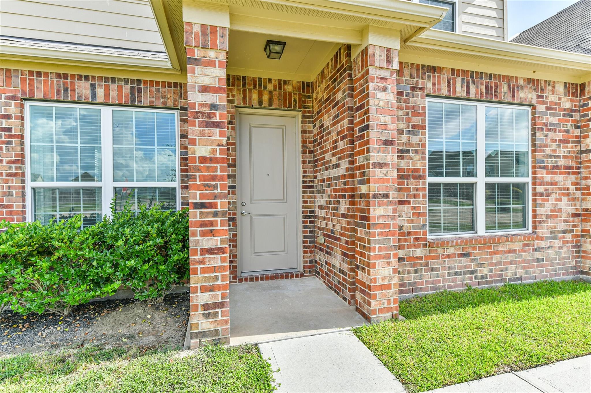 3216 Walden Breeze Court