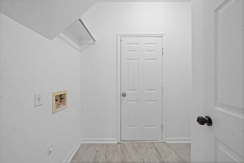 Tiny photo for 13623 Country Green Court, Houston, TX 77059 (MLS # 87433132)