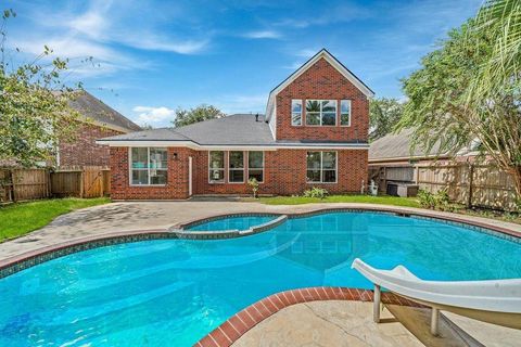 13623 Country Green Court Houston TX 77059