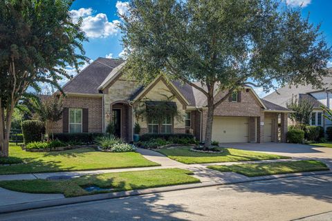 Photo of 5115 Sugarberry Crescent, Fulshear, TX 77441 (MLS # 94011064)