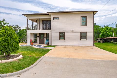 Photo of 1030 Grand Oaks Drive, Houston, TX 77015 (MLS # 84661415)