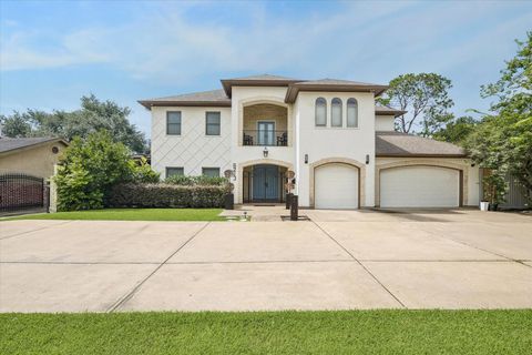 Photo of 6213 San Felipe Street, Houston, TX 77057 (MLS # 70019403)