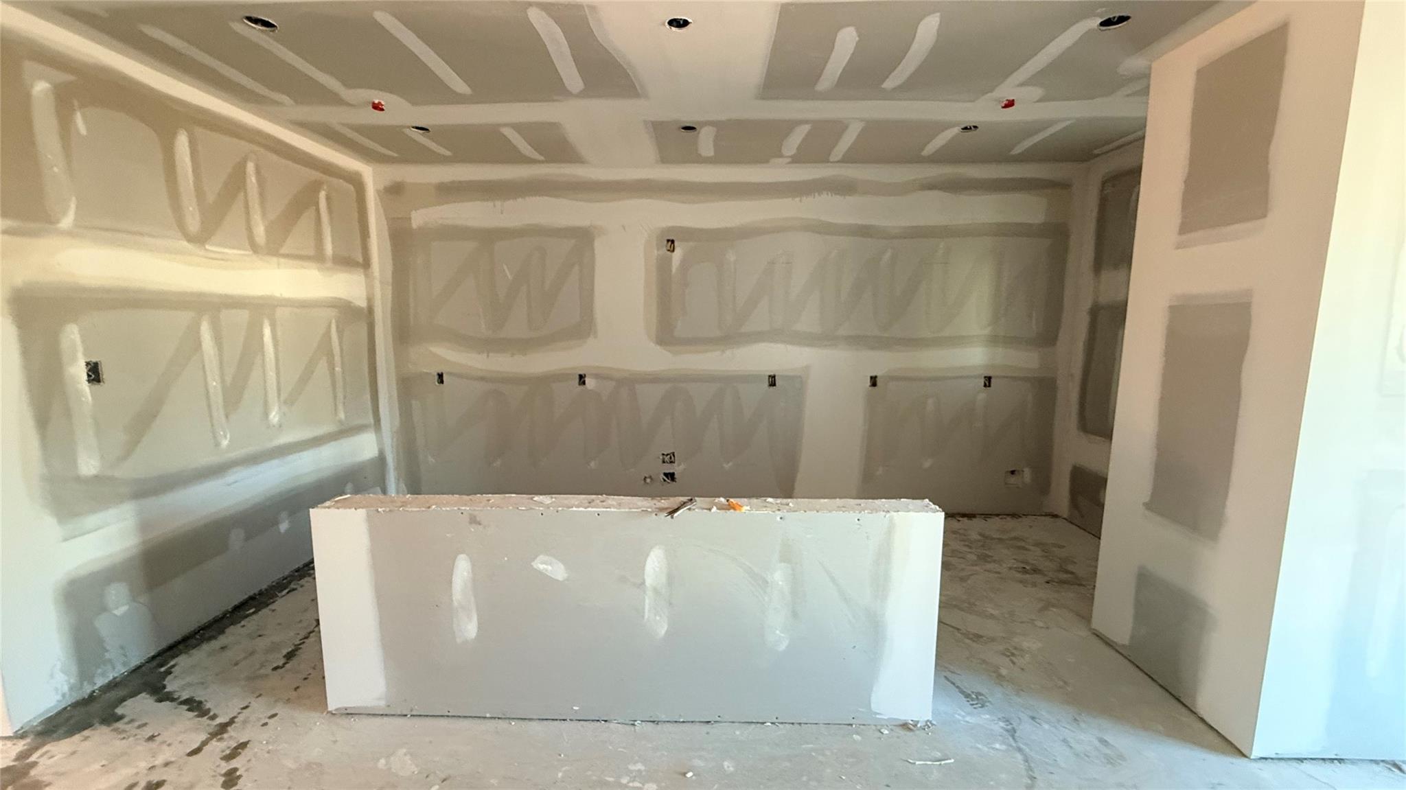 11911 De Carvalho Lane