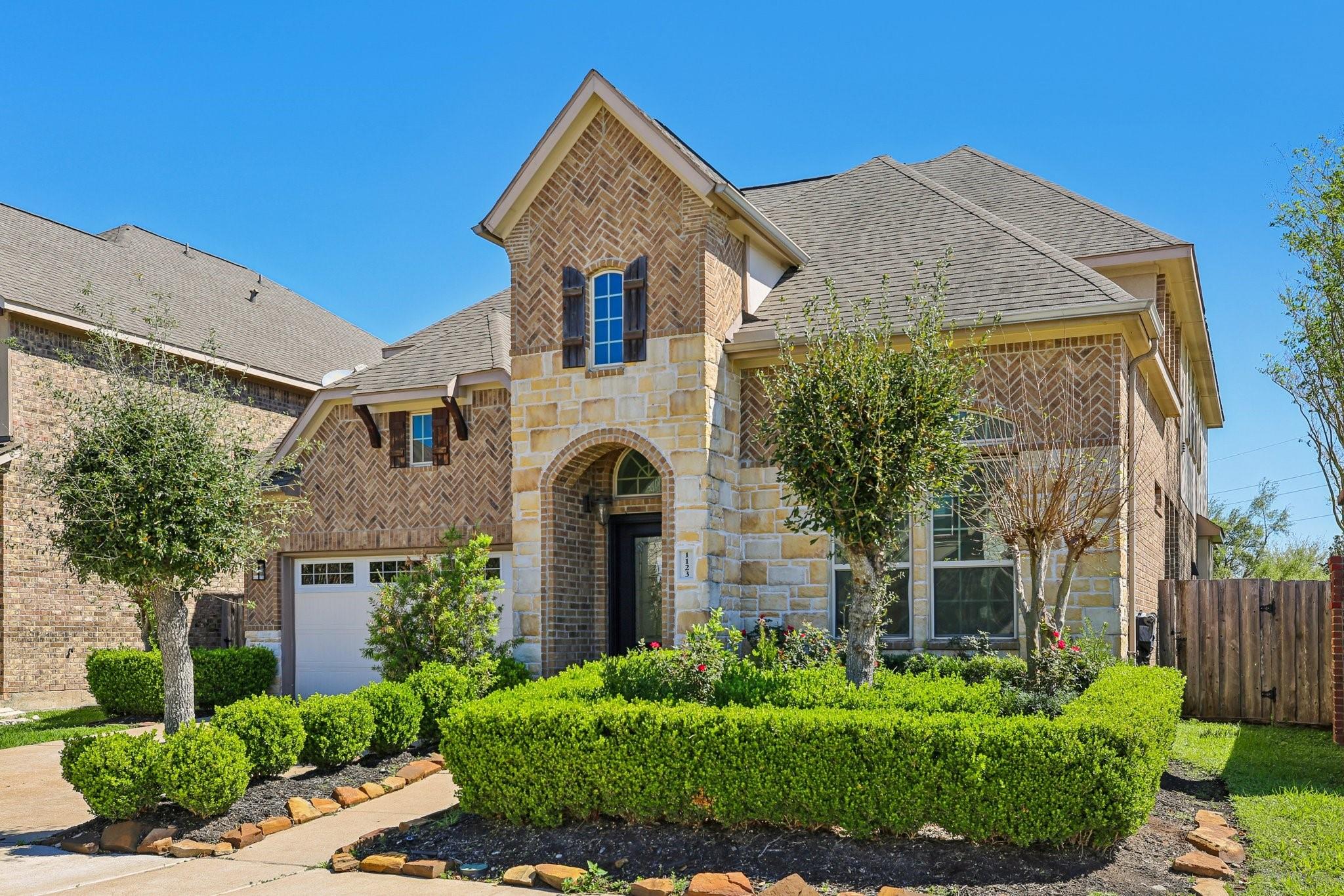 1123 Penny Worth Drive