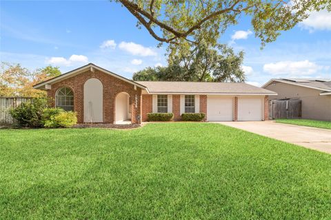 Photo of 19338 Gagelake Lane, Houston, TX 77084 (MLS # 44286167) Photo of 19338 Gagelake Lane, Houston, TX 77084 (MLS # 44286167)