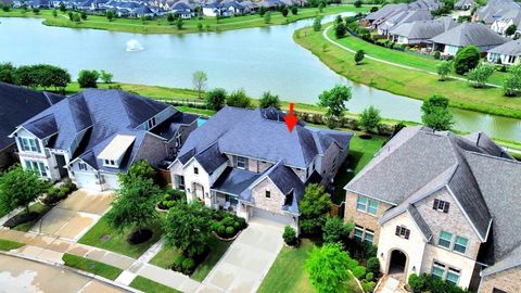 Photo of 6539 Woodleaf Lake Loop, Katy, TX 77493 (MLS # 53469241)