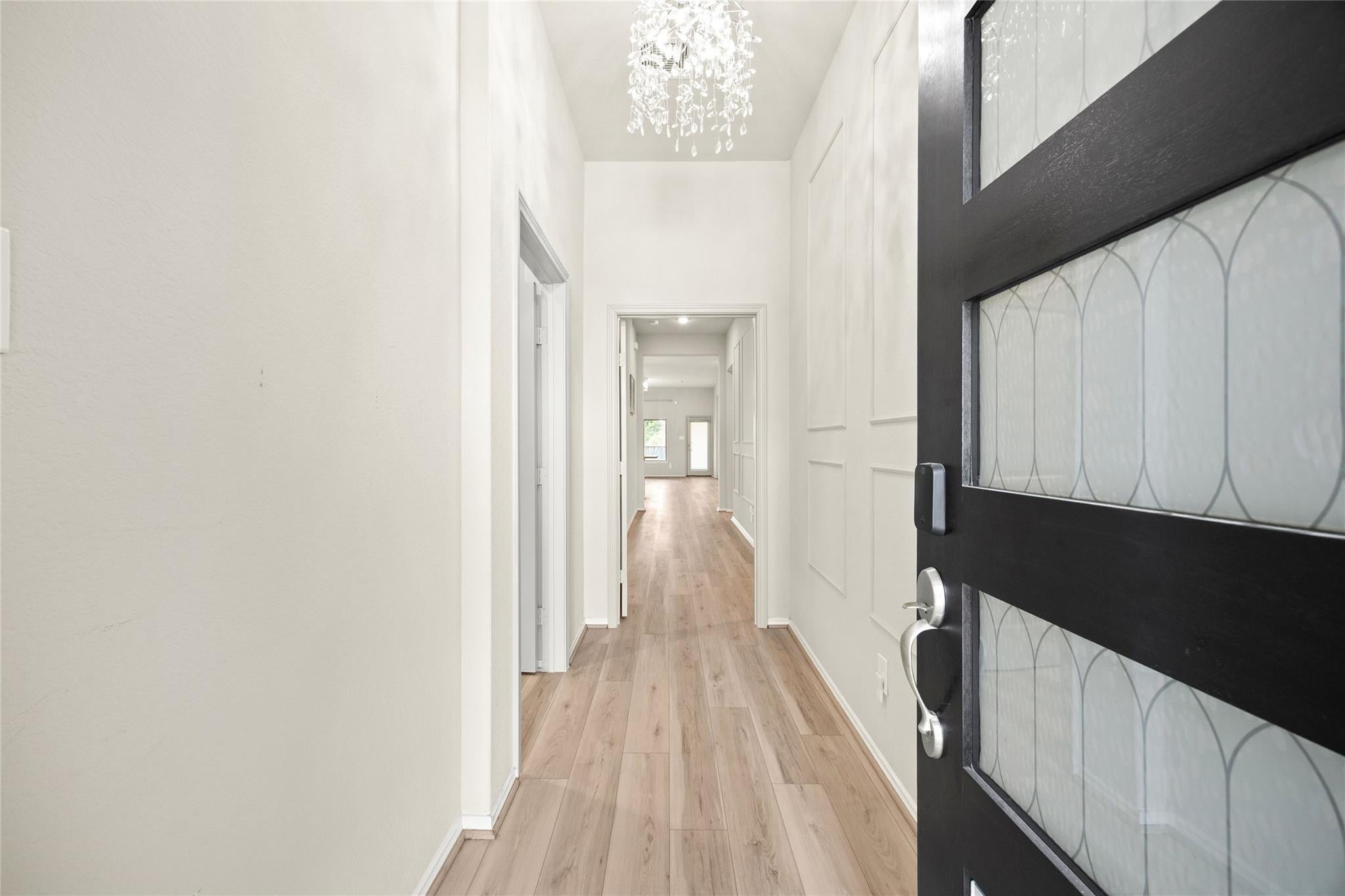 13827 Via Toluca Trail