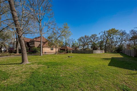 Photo of 14811 Bramblewood Drive, Houston, TX 77079 (MLS # 79451018)