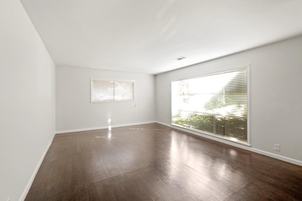 Photo of 2206 Ansbury Drive, Houston, TX 77018 (MLS # 65374796)