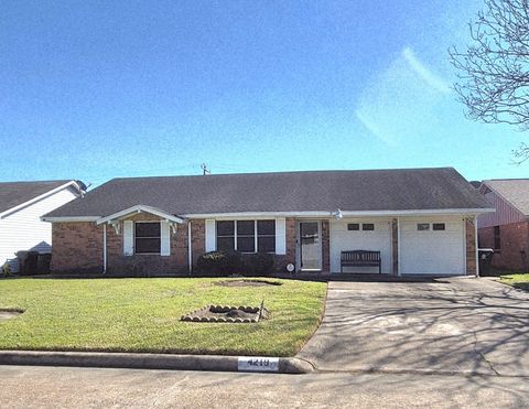 Photo of 4219 Dragonwick Drive, Houston, TX 77045 (MLS # 61345381)