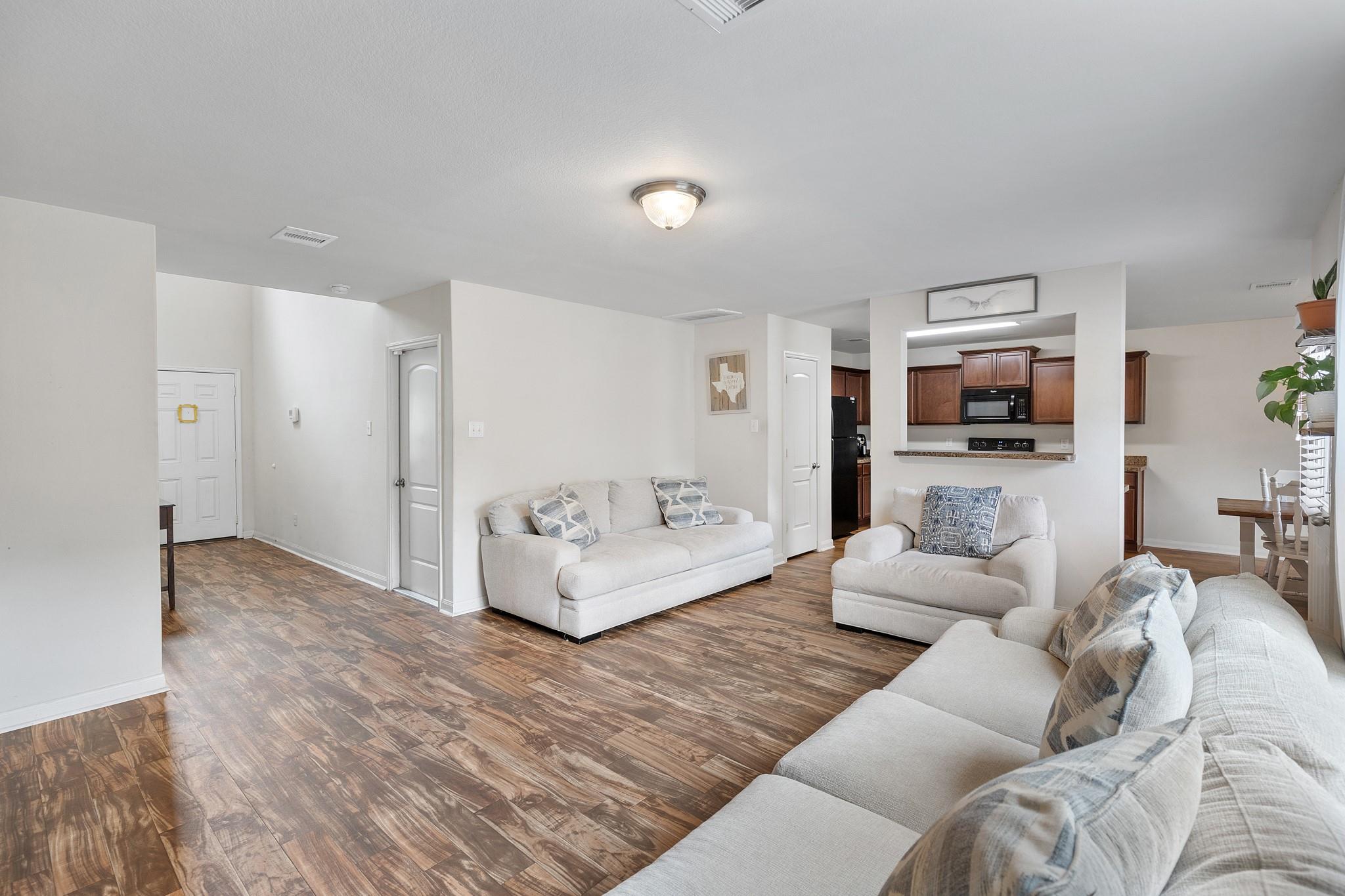 10035 Meadow Mill Forest Lane