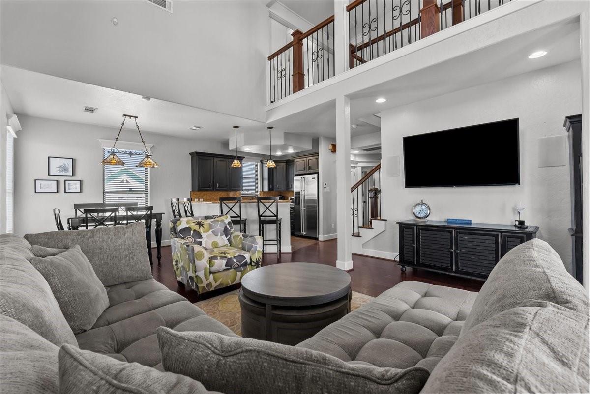 2000 Laguna Harbor Cove Boulevard