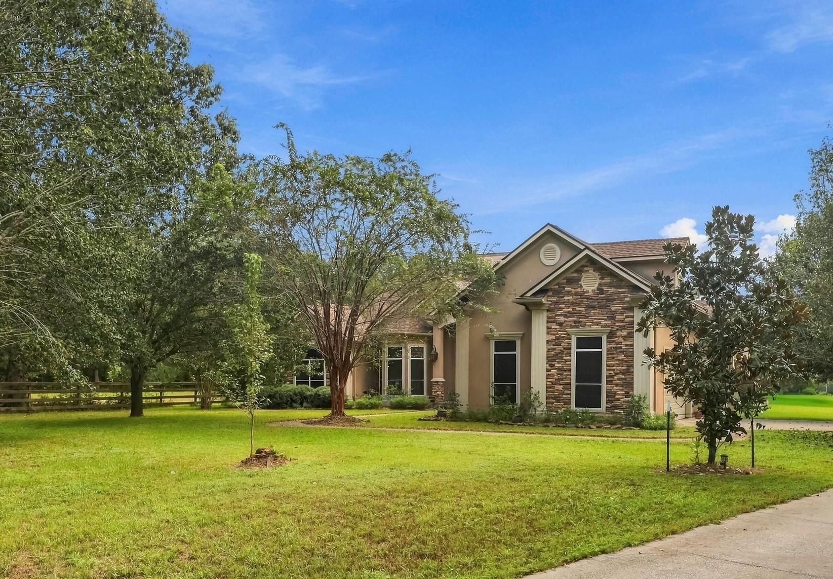 17206 Horseshoe Way