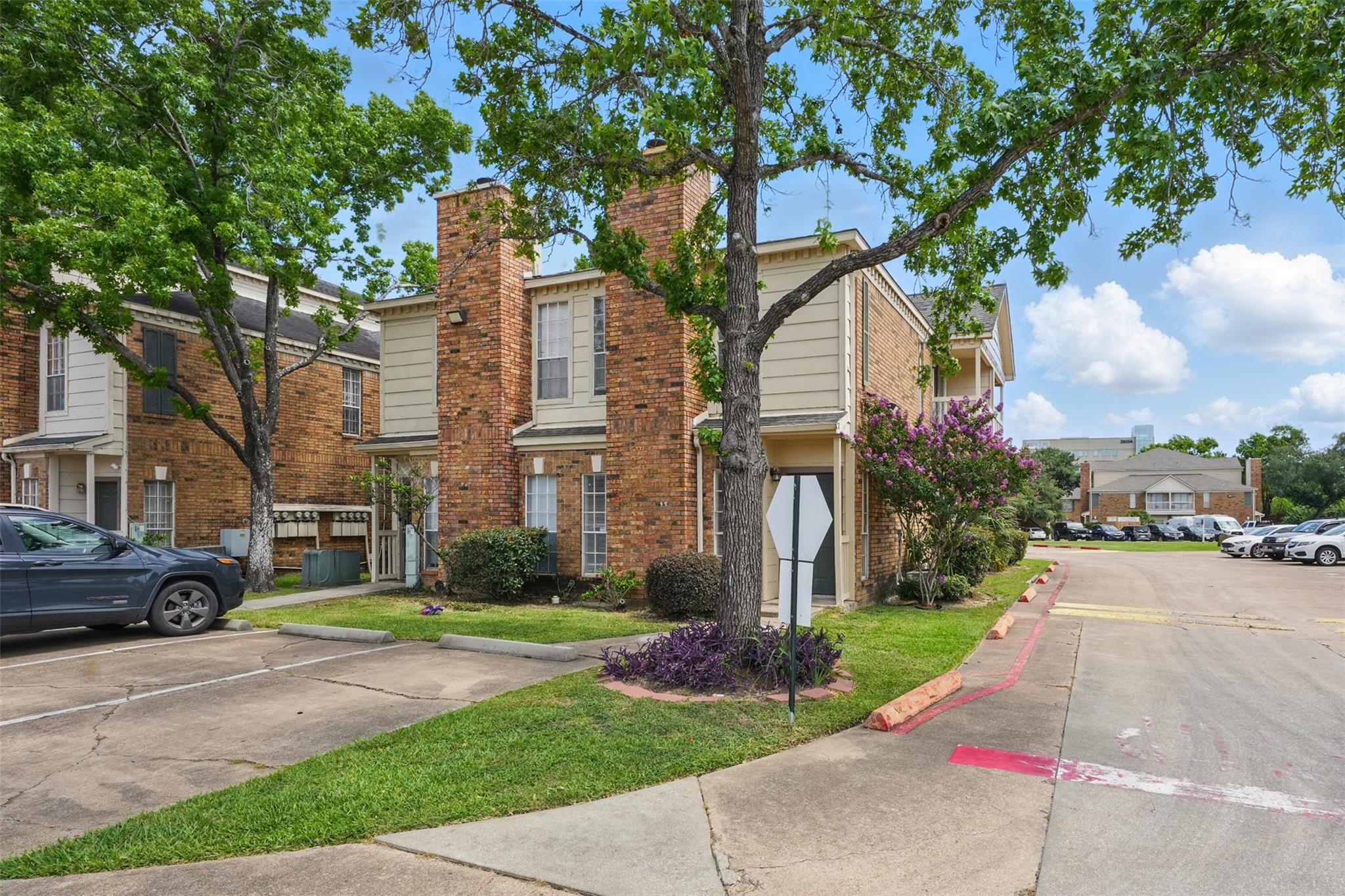 2626 Holly Hall Street 1102