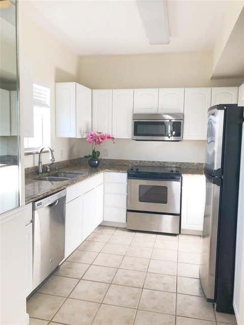 Photo of 1330 Old Spanish Trail #3208, Houston, TX 77054 (MLS # 68481603)