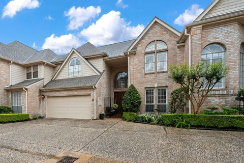 Photo of 2514 Potomac Drive #B, Houston, TX 77057 (MLS # 26556177)