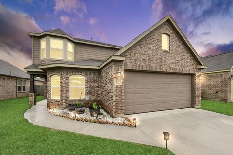 Photo of 15422 Meandering Post Trail, Houston, TX 77044 (MLS # 97880612)