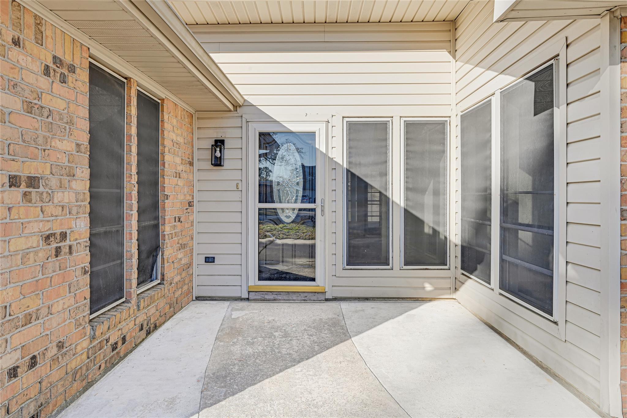 16127 Coral Bay Street