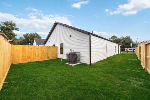 Tiny photo for 7807 Sandra Street #A/B, Houston, TX 77016 (MLS # 64118127)