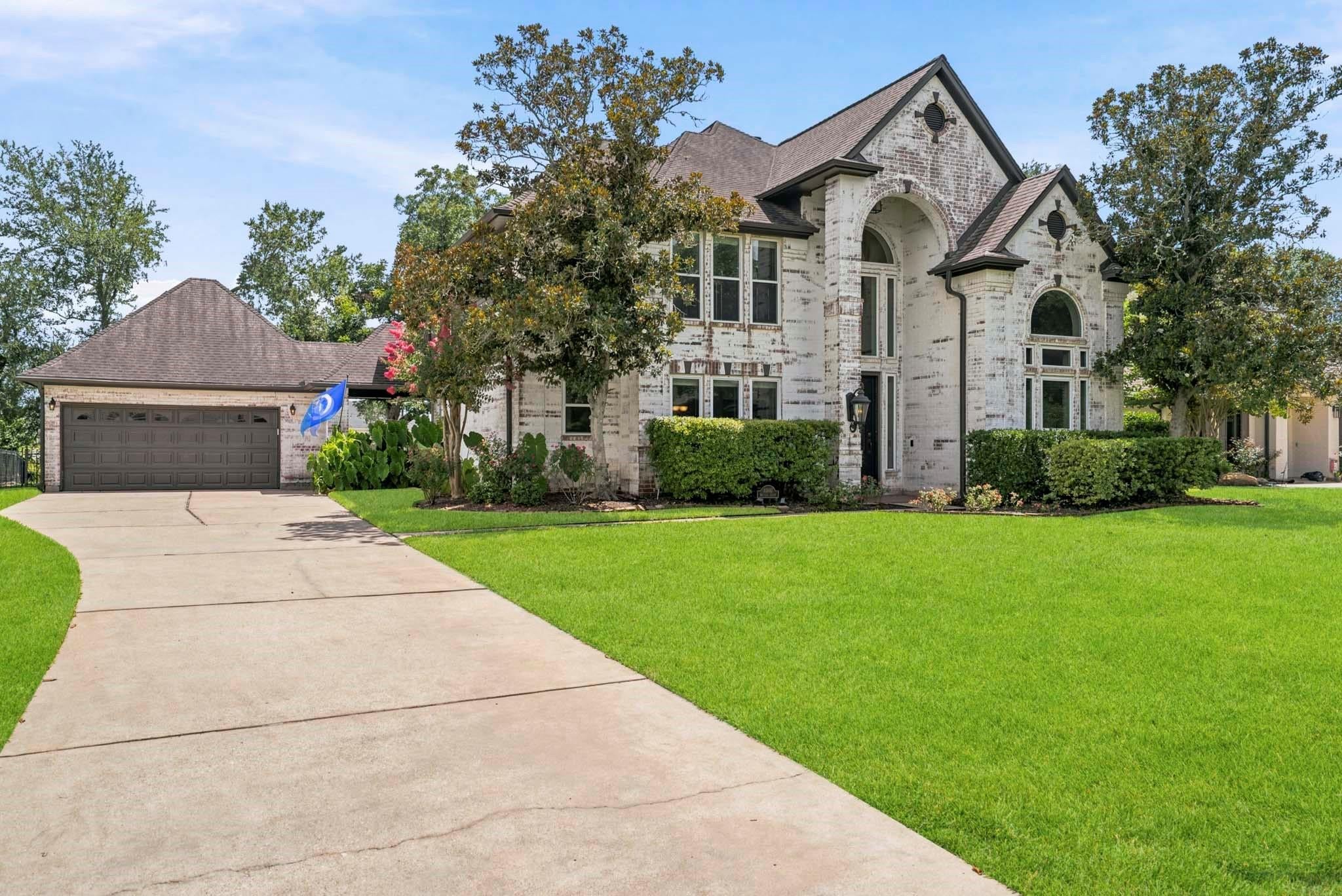 33107 Whitley Court