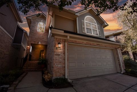 Photo of 12869 Kingsbridge Lane, Houston, TX 77077 (MLS # 1063120)