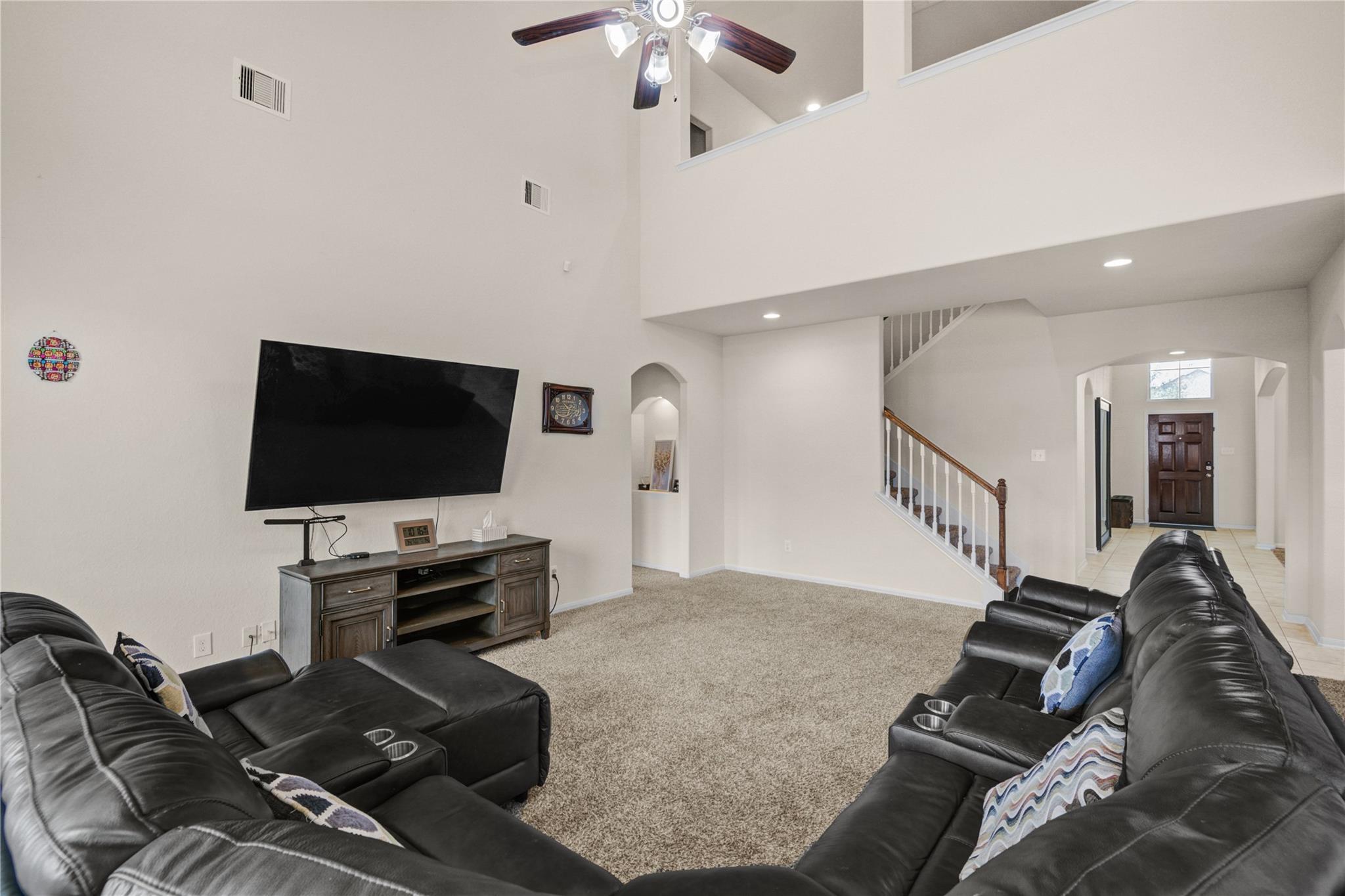 2810 Verdant Spring Trail